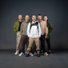 FIVE PRESS SHOT 1 copy