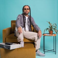 RONI BRAIDS ARMCHAIR credit Aiden harmet Williams