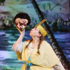 Terrible Tudors and Awful Egyptians by Birmingham Stage Company Photo by Mark Douet 650 A0883