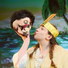Terrible Tudors and Awful Egyptians by Birmingham Stage Company Photo by Mark Douet 650 A0981